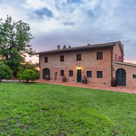 Apartman La Tegolaja Belvedere Con Piscina Capannoli