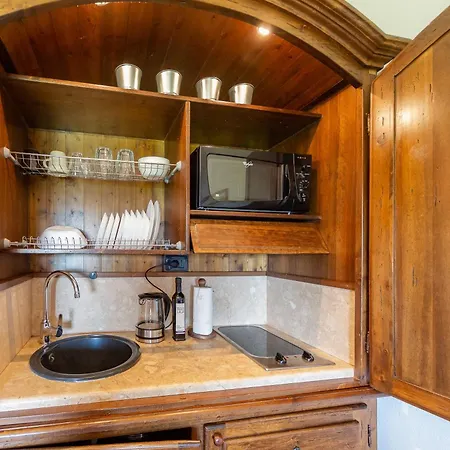 アパート La Tegolaja Belvedere Con Piscina カパンノリ