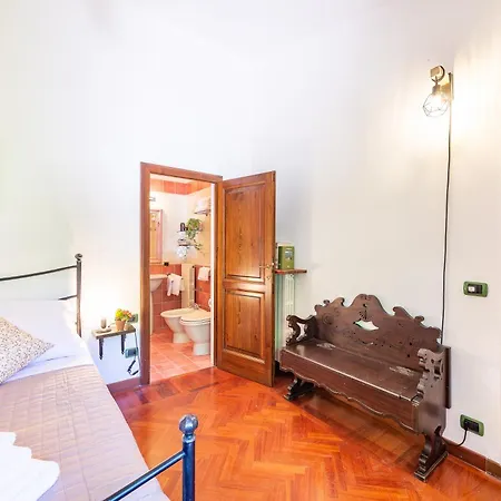 アパート La Tegolaja Belvedere Con Piscina カパンノリ